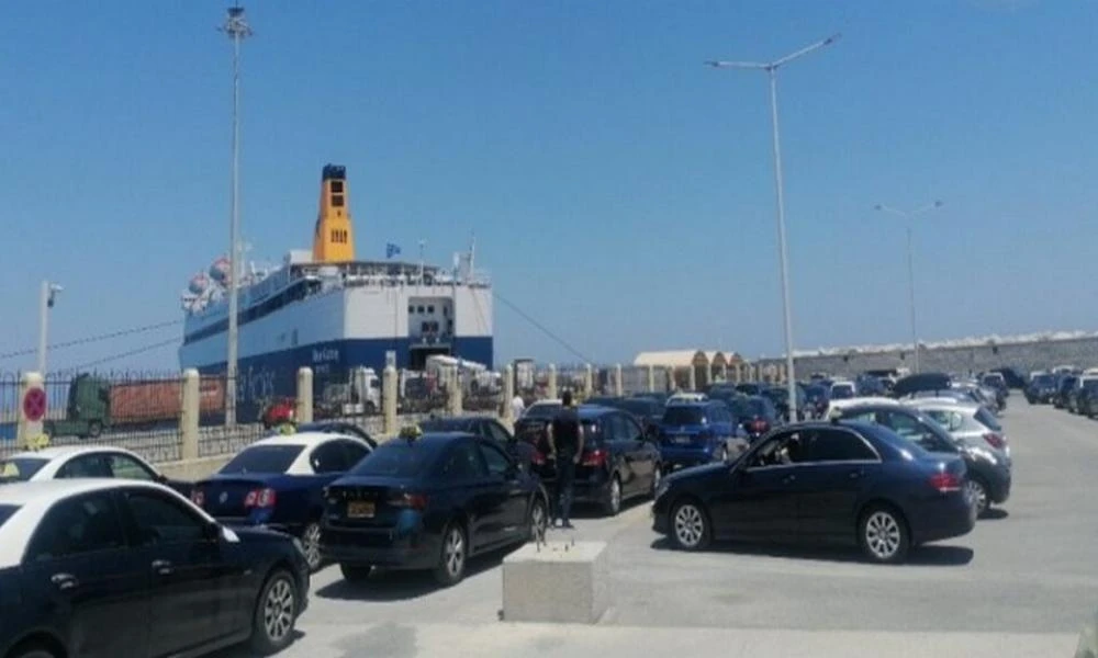 Ακρίβεια: Μετά τον καφέ απαγορευτικές και οι διακοπές σε νησί – «Τα εισιτήρια ακριβαίνουν κάθε βδομάδα»